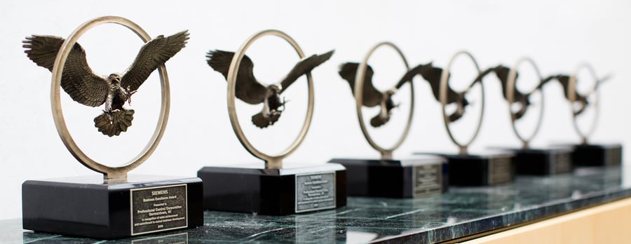 Siemens_PCC_bronze_eagle_award