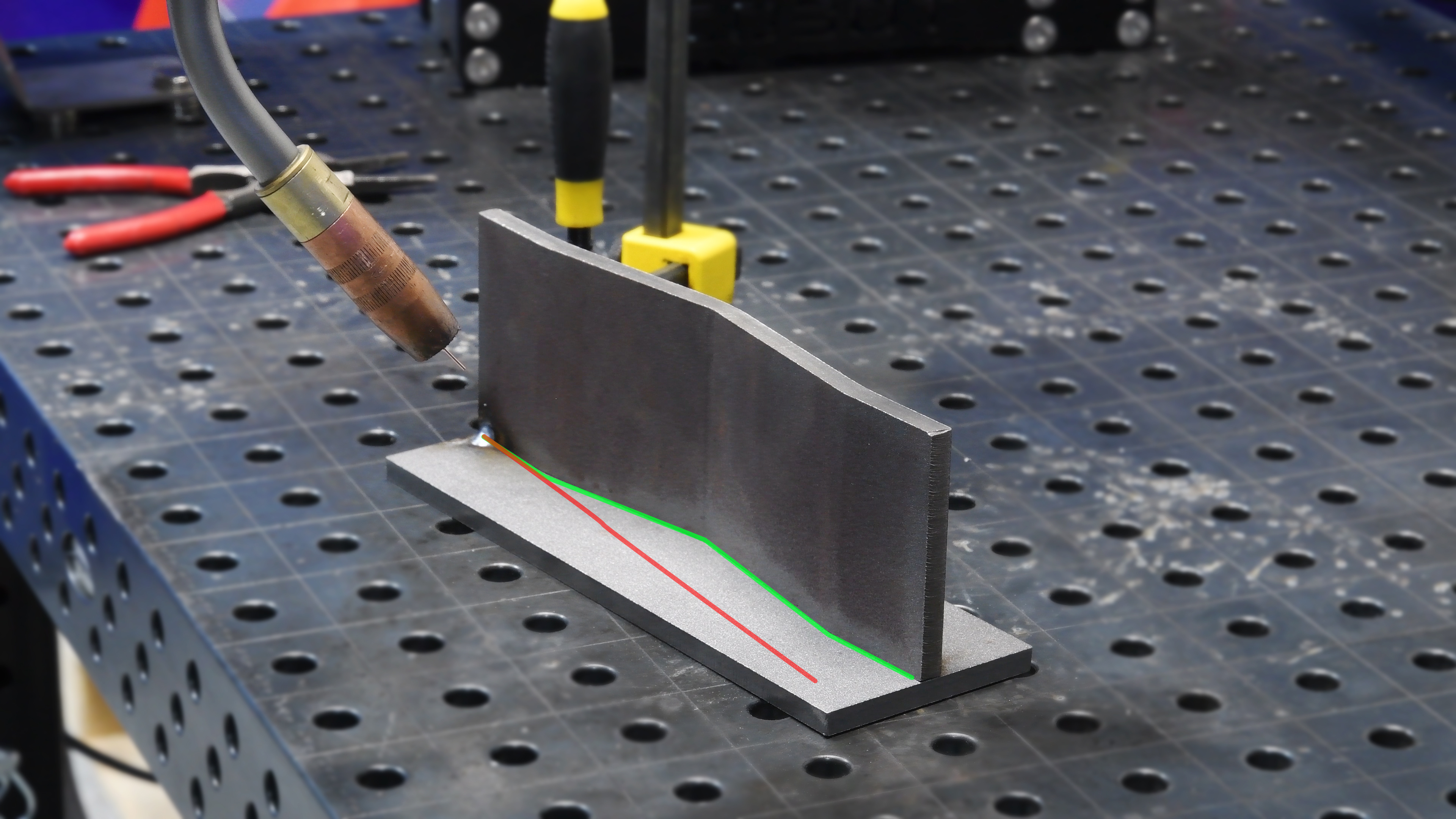Address Common Challenges with Cobot Seam Tracking